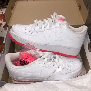 Nike Air Max 1’s with pink soles